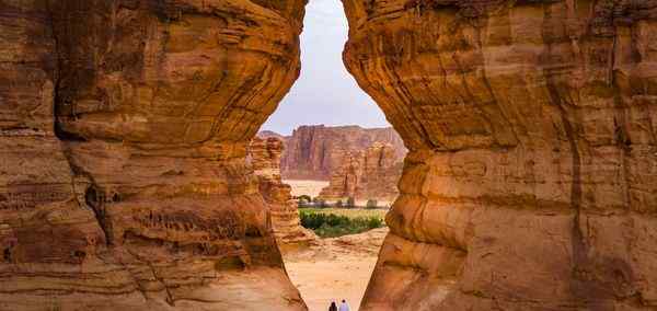 Discover Dubai Abu Dhabi and Saudi Arabia
